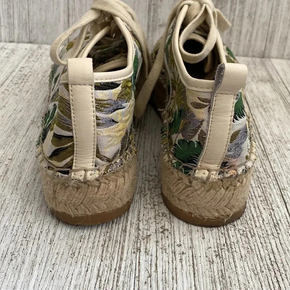 Anthropologie J/Slides Embroidered Tropical Print Platform Sneakers Size 7.5 - Picture 5 of 10